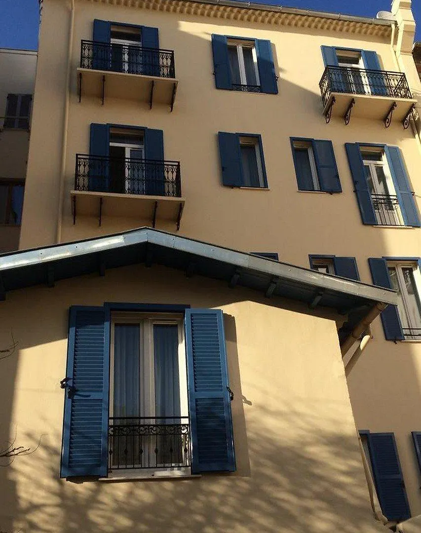 Hotel De La Fontaine Niza 3*,  Francia