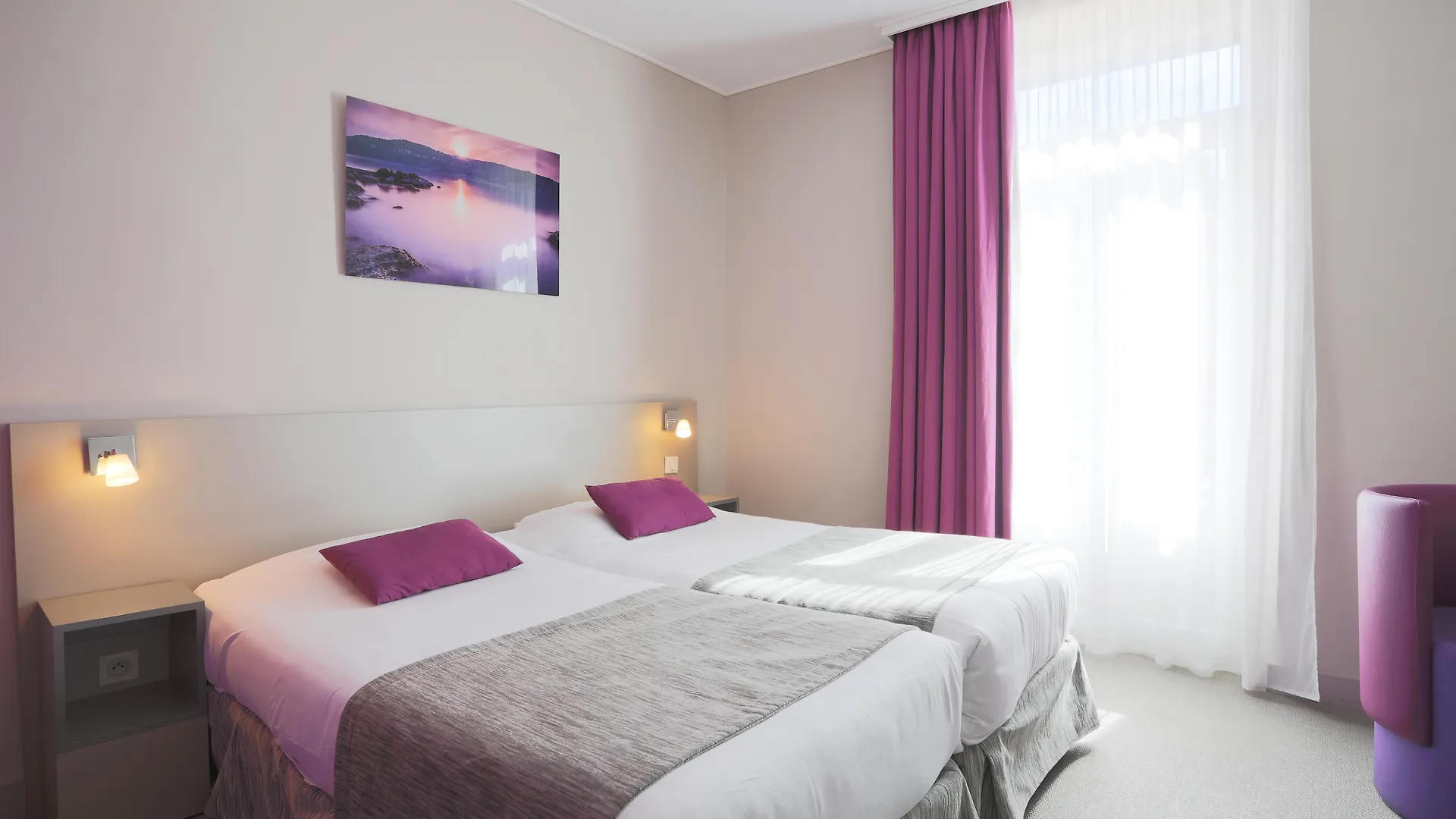 Hotel De La Fontaine Niza 3*,  Francia