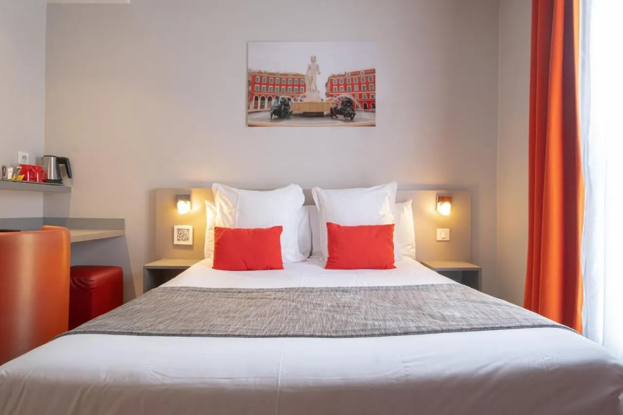Hotel De La Fontaine Niza