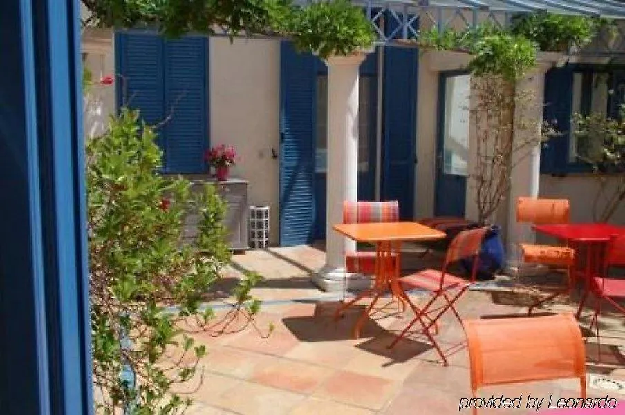 Hotel De La Fontaine Niza